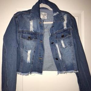 NWOT cropped jean jacket
